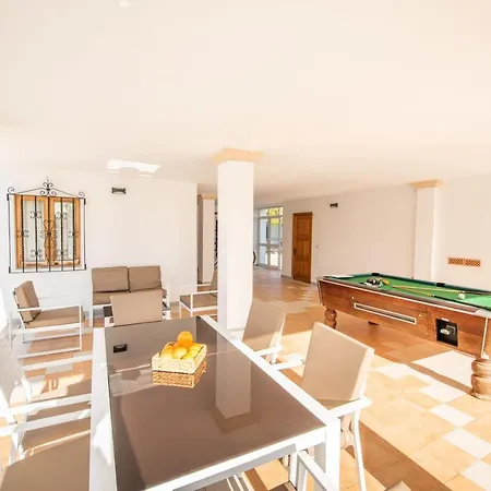 A Perfect Location For Holidays With Ac And Private Pool Chalé Port de Pollença